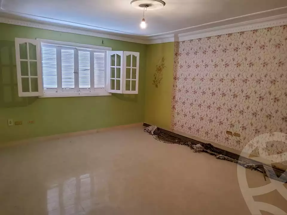 https://aqarmap.com.eg/en/listing/5463766-for-sale-alexandria-ganaklis-shr-mrtdy-bsh
