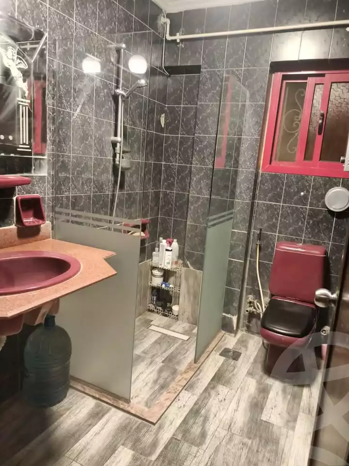 https://aqarmap.com.eg/en/listing/5465439-for-sale-cairo-mokattam-lhdb-l-ly-el-naforah-square