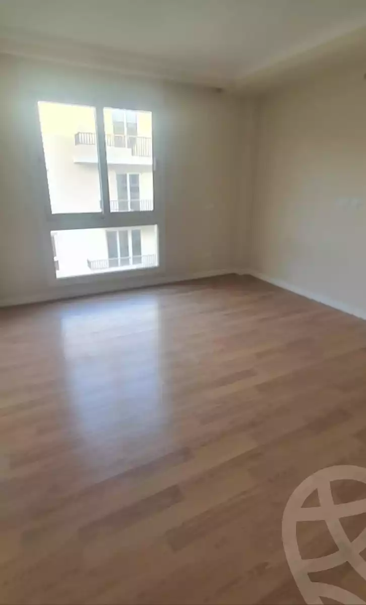 https://aqarmap.com.eg/ar/listing/5465446-for-rent-cairo-6th-of-october-compounds-pyramid-hills