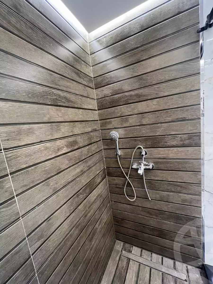 https://aqarmap.com.eg/en/listing/5468829-for-sale-cairo-new-cairo-lrhb-city-phase-2-amr-ibn-el-aas-st