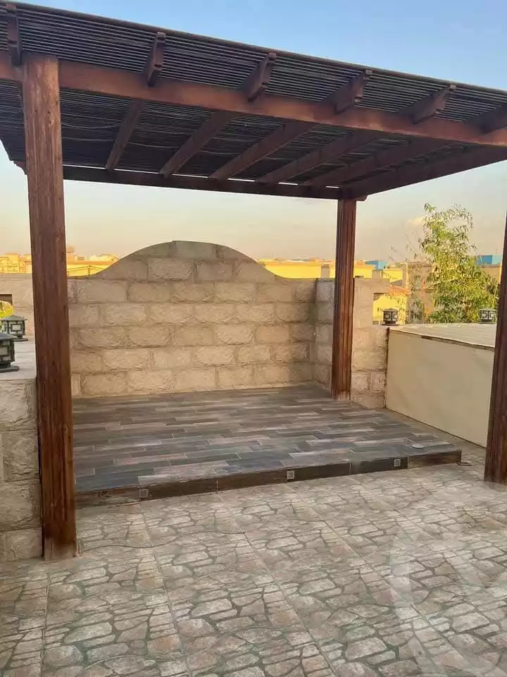 https://aqarmap.com.eg/en/listing/5468859-for-sale-cairo-new-cairo-lrhb-city-mtdd-lrhb-phase-10-farouk-el-baz-st
