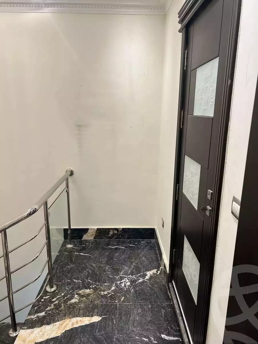 https://aqarmap.com.eg/en/listing/5468859-for-sale-cairo-new-cairo-lrhb-city-mtdd-lrhb-phase-10-farouk-el-baz-st