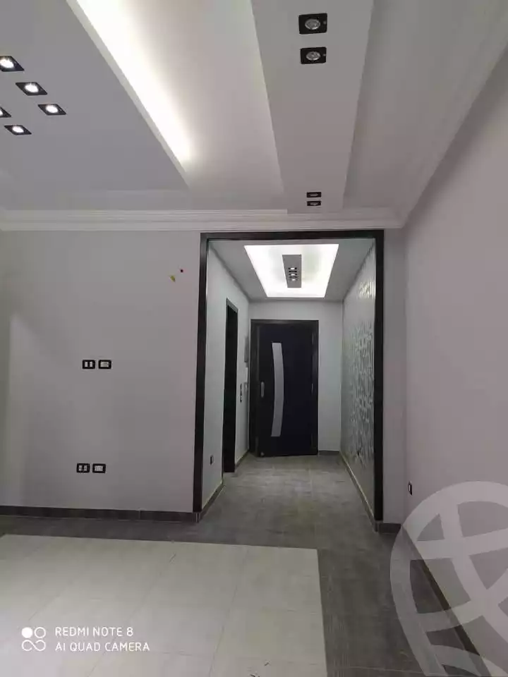 https://aqarmap.com.eg/ar/listing/5469928-for-rent-cairo-mokattam-lhdb-l-ly-shareaa-9