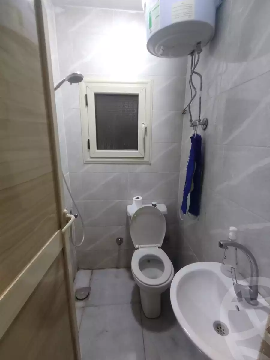 https://aqarmap.com.eg/en/listing/5473154-for-sale-cairo-6th-of-october-el-ahyaa-neighborhood-4th-al-hag-nathmi-st