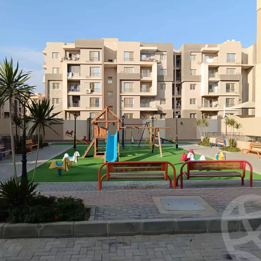 https://aqarmap.com.eg/en/listing/5466395-for-rent-cairo-new-cairo-compounds-rock-vera