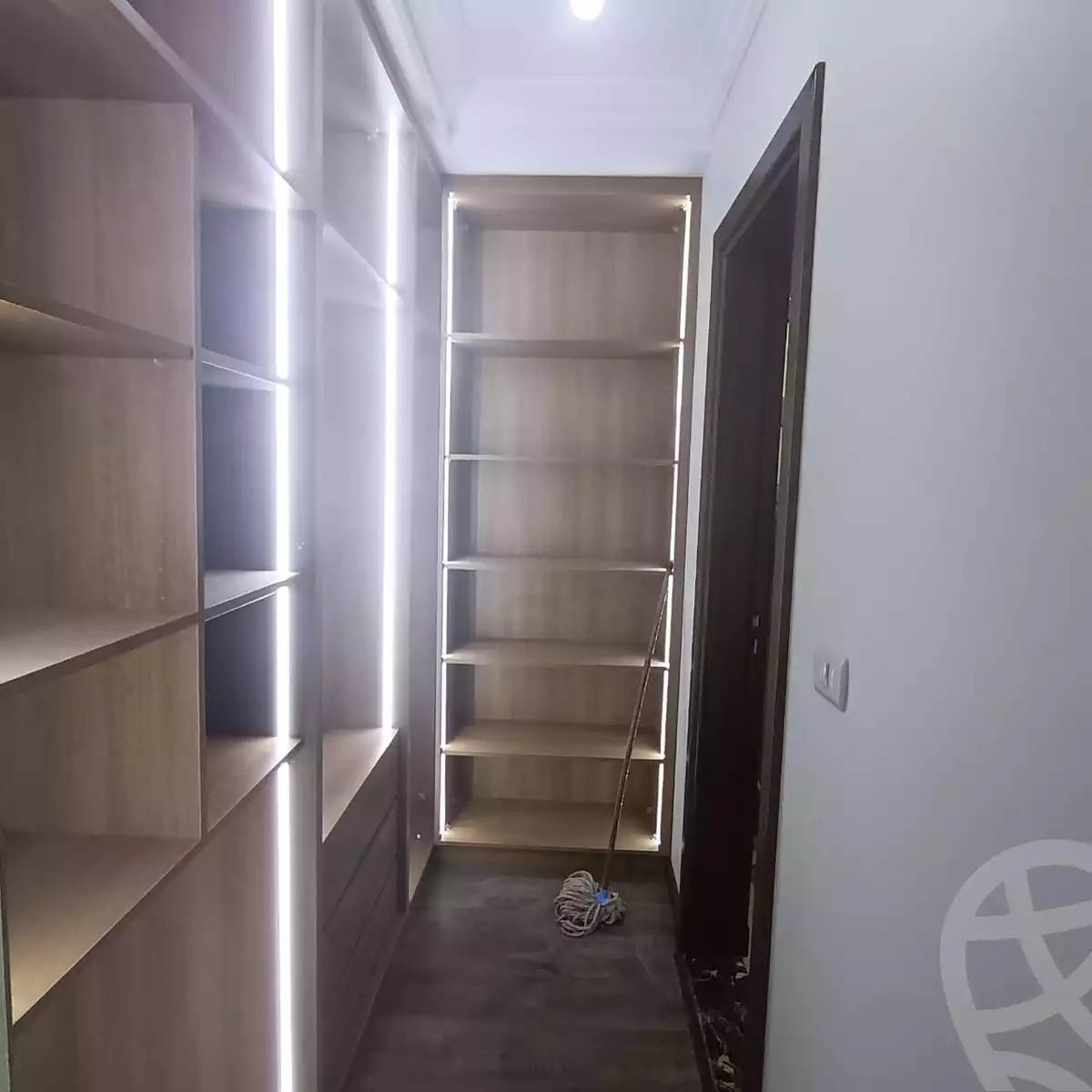 https://aqarmap.com.eg/en/listing/5466395-for-rent-cairo-new-cairo-compounds-rock-vera