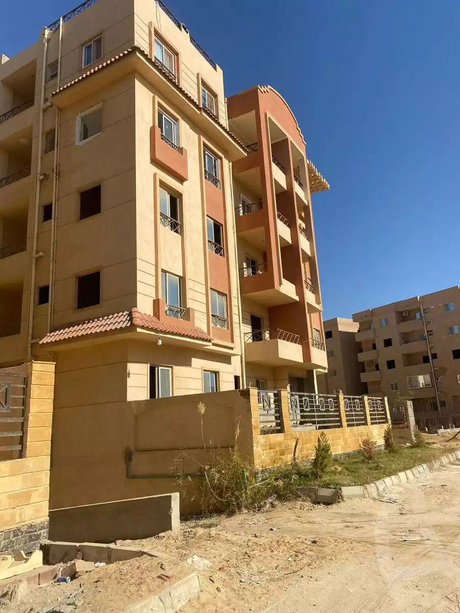 https://aqarmap.com.eg/en/listing/5479178-for-sale-cairo-new-heliopolis-lhy-lsds