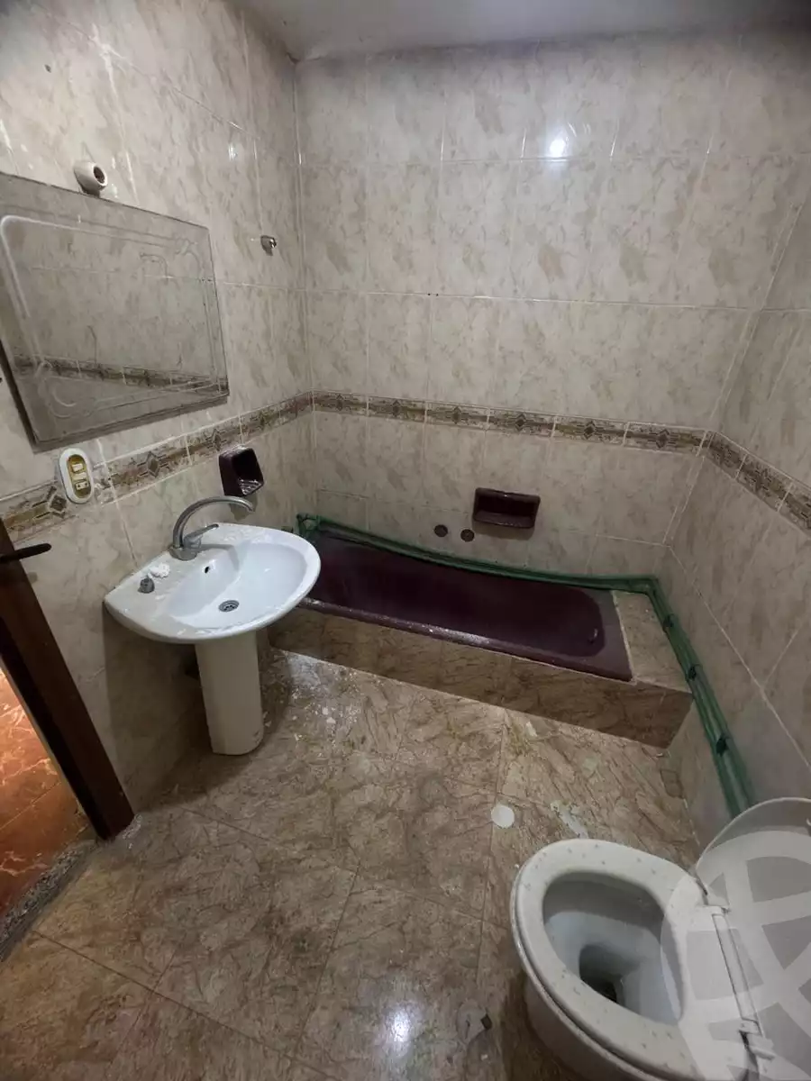 https://aqarmap.com.eg/ar/listing/5482927-for-sale-alexandria-glim-shr-ljysh