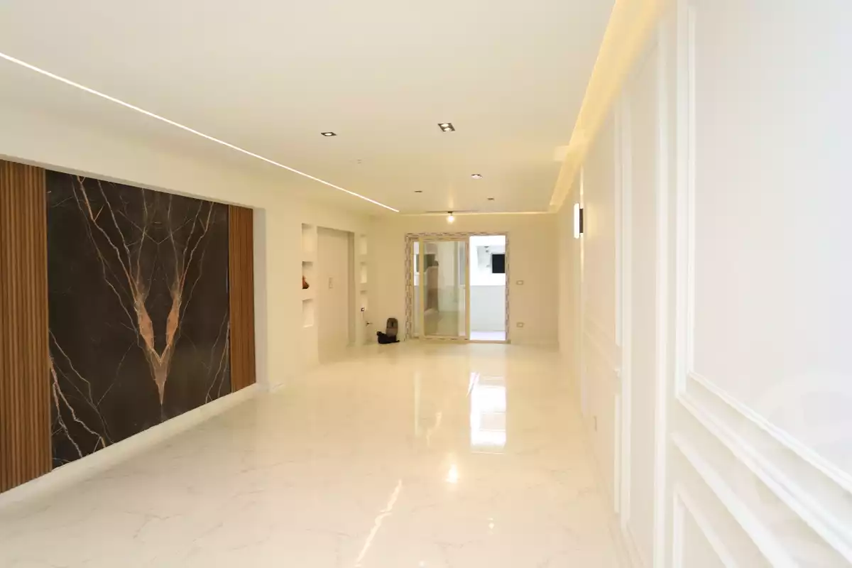 https://aqarmap.com.eg/en/listing/5483051-for-sale-alexandria-lsywf-amin-hassouna-st