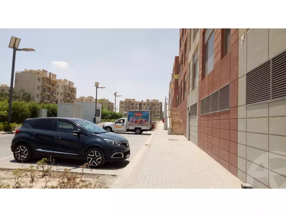 https://aqarmap.com.eg/en/listing/5483156-for-sale-cairo-el-sheikh-zayed-city-compounds-the-courtyard-mall-dorra