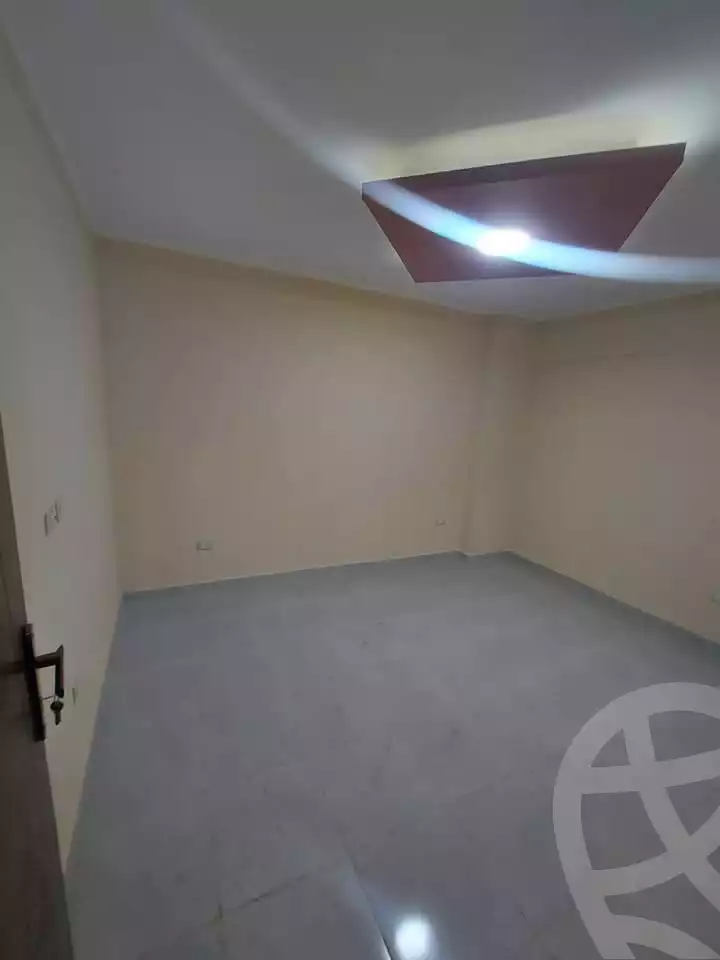 https://aqarmap.com.eg/ar/listing/5484484-for-sale-cairo-helwan-helwan-el-sharkeya-ismael-kamel-st