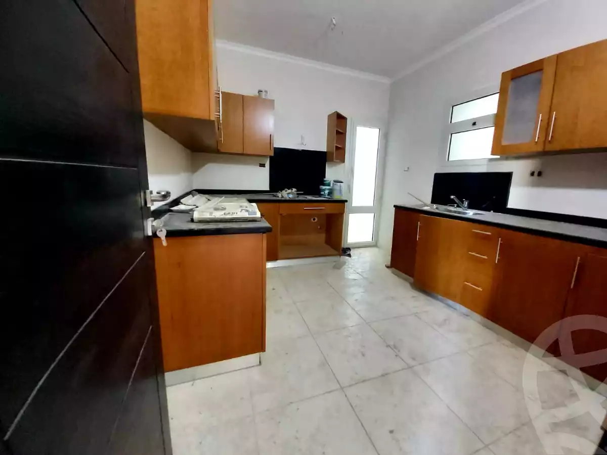 https://aqarmap.com.eg/en/listing/5484697-for-sale-cairo-el-sheikh-zayed-city-compounds-dh-drys