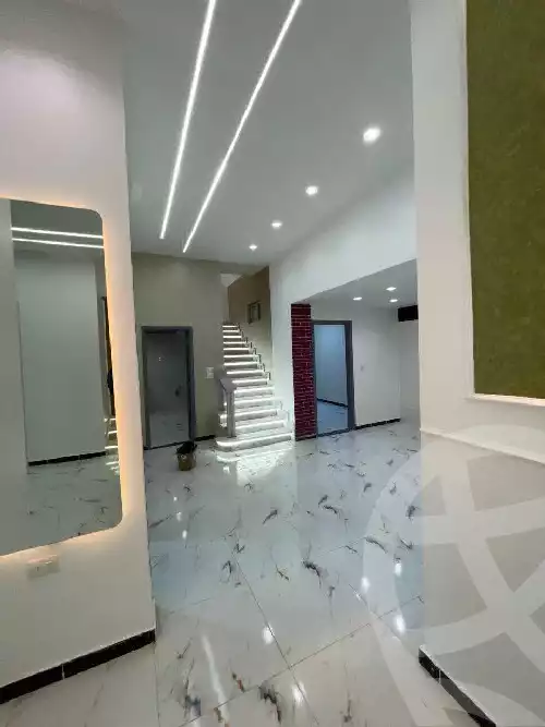 https://aqarmap.com.eg/en/listing/5487918-for-sale-cairo-mokattam-el-hadabah-el-wosta-el-mantaqa-el-olaa-baron-school-street