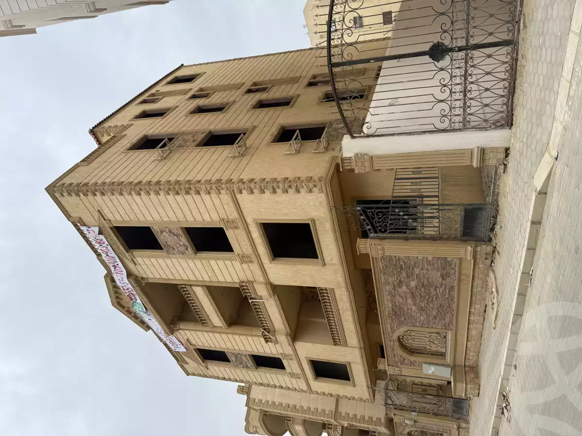 https://aqarmap.com.eg/en/listing/5456917-for-sale-cairo-el-sheikh-zayed-city-compounds-tiamo-city