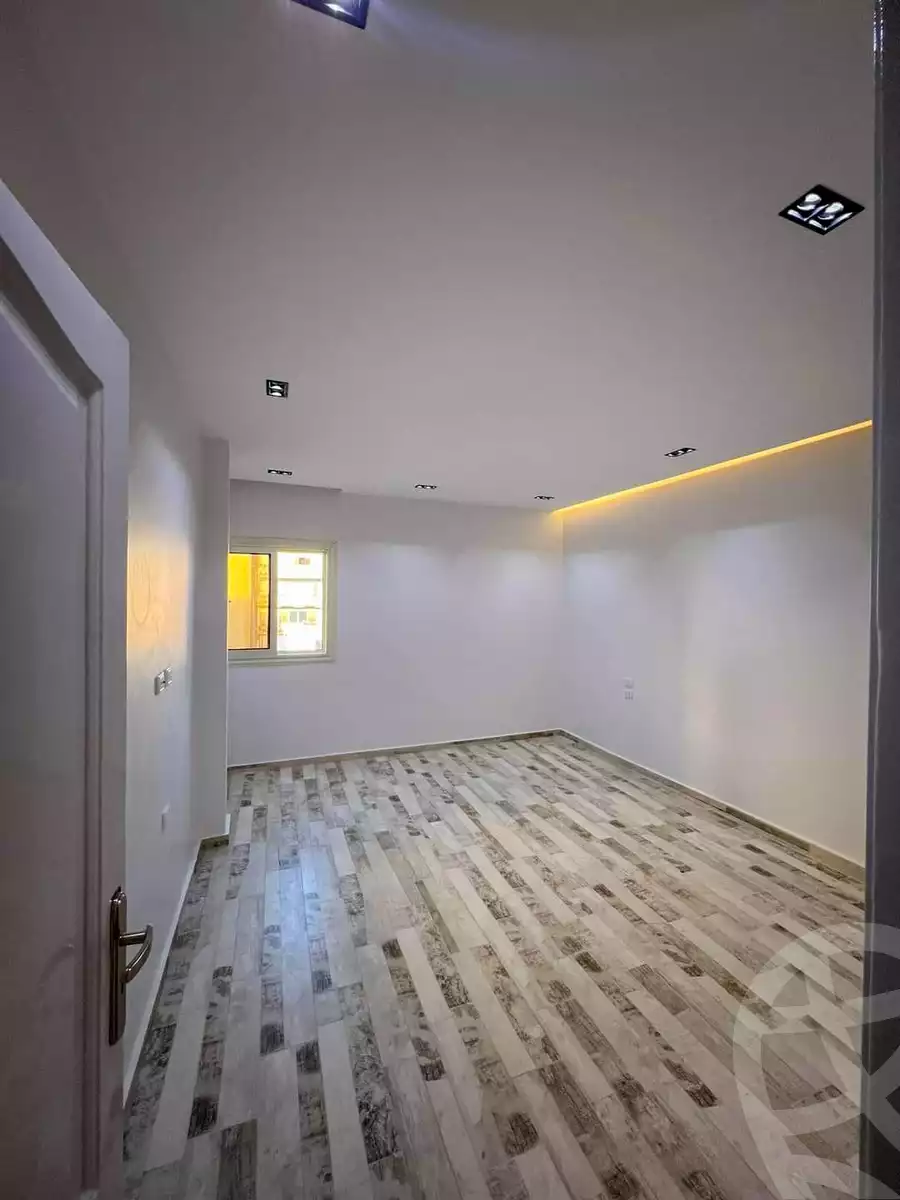 https://aqarmap.com.eg/en/listing/5490986-for-sale-cairo-6th-of-october-el-ahyaa-neighborhood-2nd-generation-2000-st