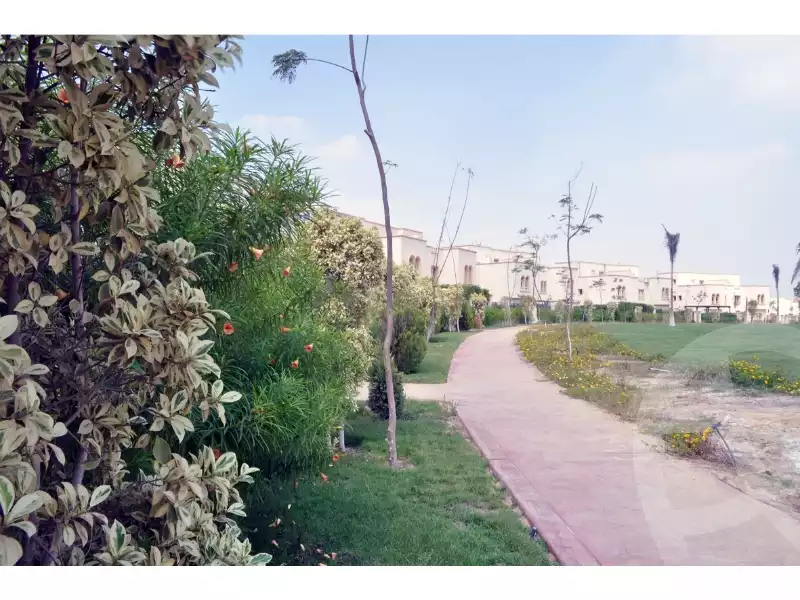 https://aqarmap.com.eg/en/listing/5491141-for-sale-cairo-el-sheikh-zayed-city-compounds-greens