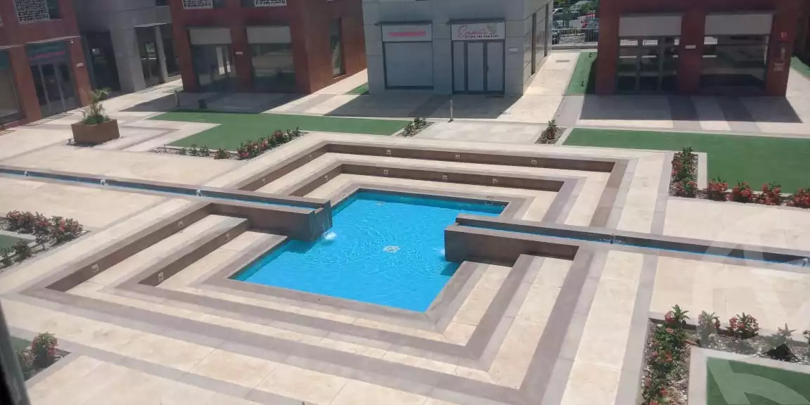 https://aqarmap.com.eg/en/listing/5491155-for-sale-cairo-el-sheikh-zayed-city-compounds-the-courtyard-mall-dorra