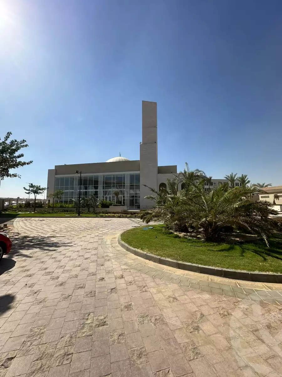 https://aqarmap.com.eg/en/listing/5491461-for-sale-cairo-el-sheikh-zayed-city-compounds-kmbwnd-fyldj-wyst-dr-llttwyr