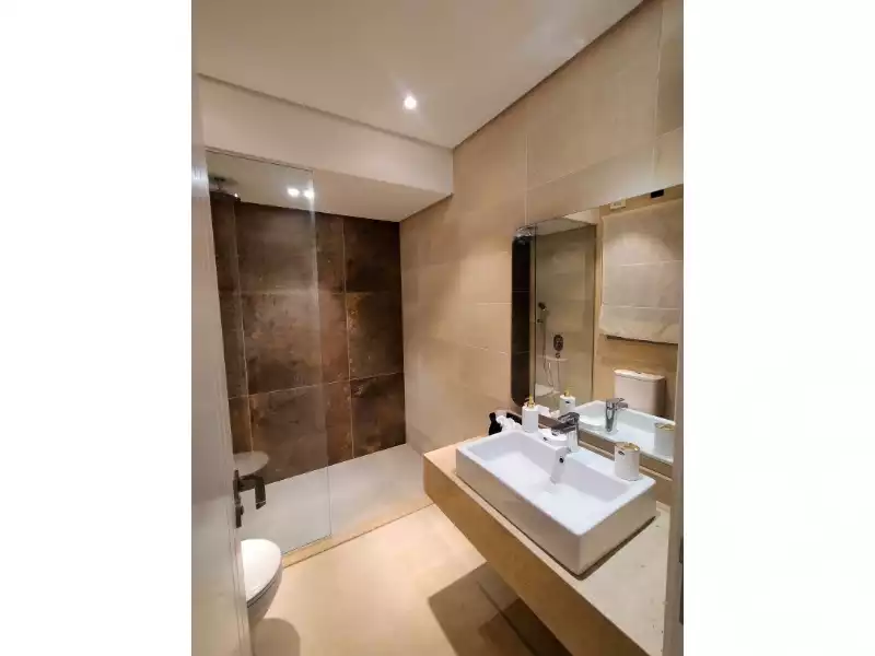 https://aqarmap.com.eg/en/listing/5491935-for-sale-cairo-el-sheikh-zayed-city-compounds-kmbwnd-fyldj-wyst-dr-llttwyr