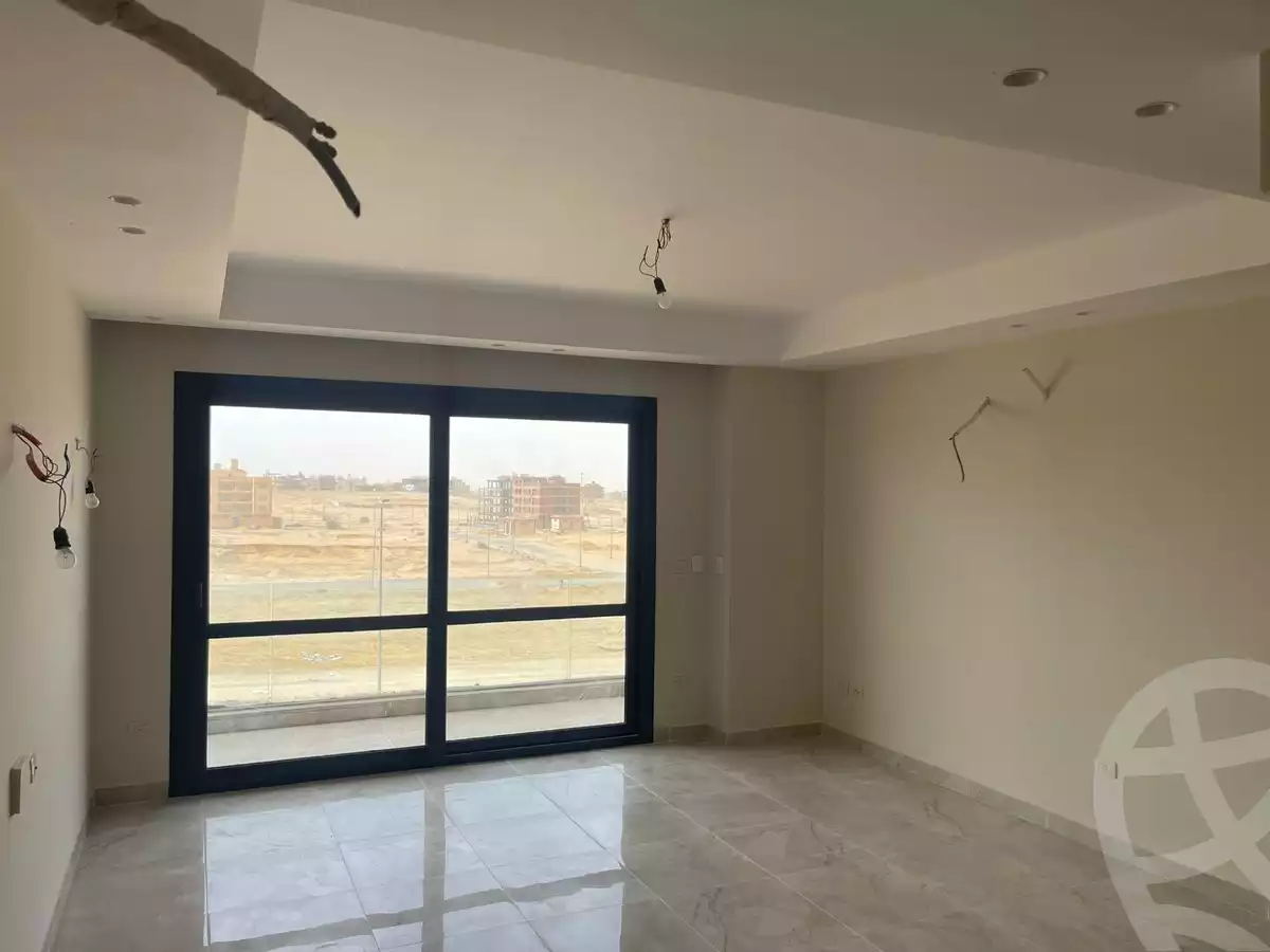 https://aqarmap.com.eg/en/listing/5494691-for-sale-cairo-new-cairo-compounds-el-patio-oro
