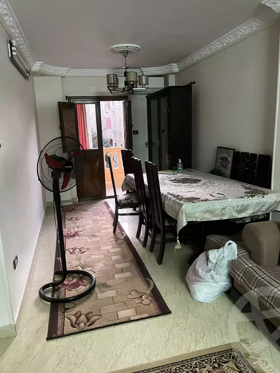 https://aqarmap.com.eg/ar/listing/5495771-for-sale-cairo-6th-of-october-el-ahyaa-neighborhood-3rd-al-hay-al-thalith-st