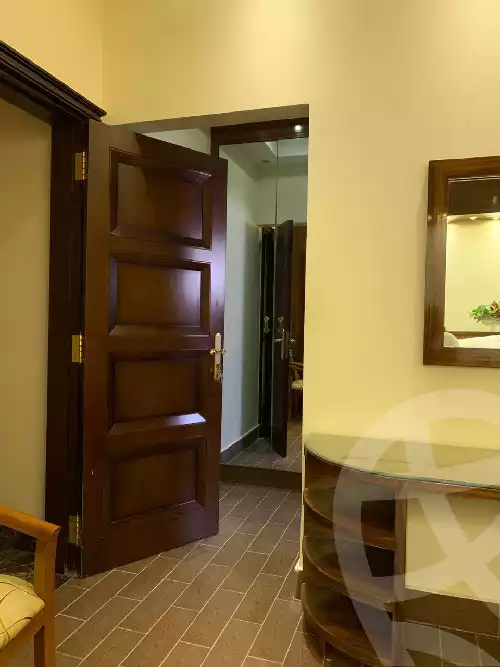 https://aqarmap.com.eg/en/listing/5496701-for-sale-cairo-new-cairo-sharq-el-akadamiya-abdelhamid-younes-st