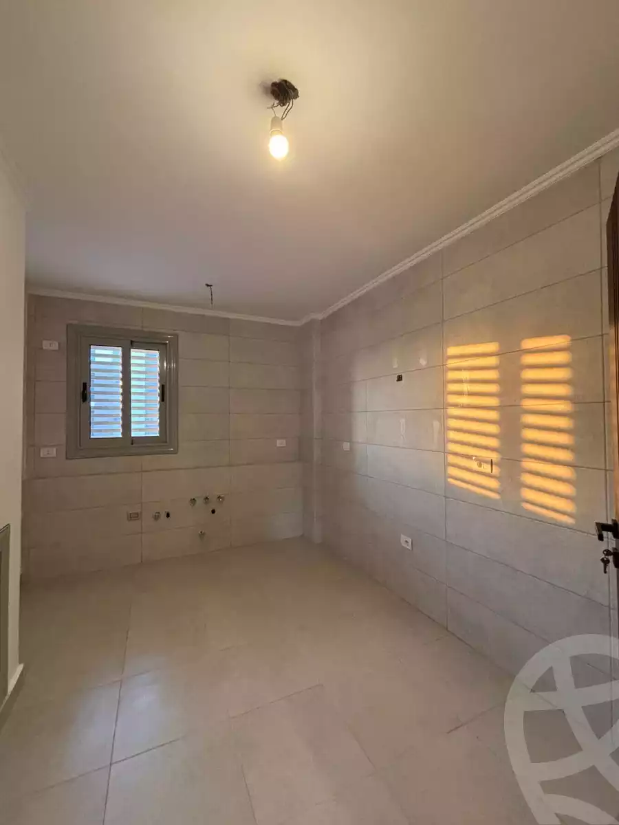 https://aqarmap.com.eg/en/listing/5501784-for-sale-cairo-6th-of-october-compounds-palm-parks