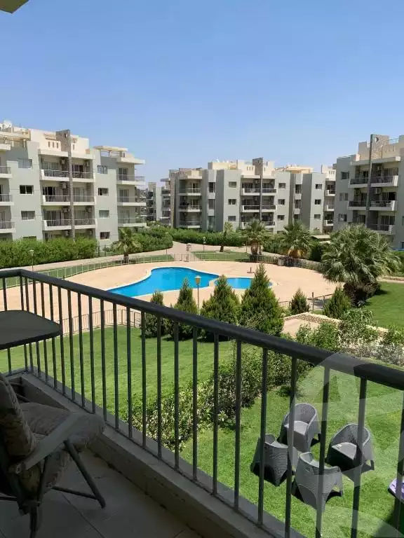 https://aqarmap.com.eg/en/listing/5502028-for-rent-cairo-el-sheikh-zayed-city-compounds-dh-drys
