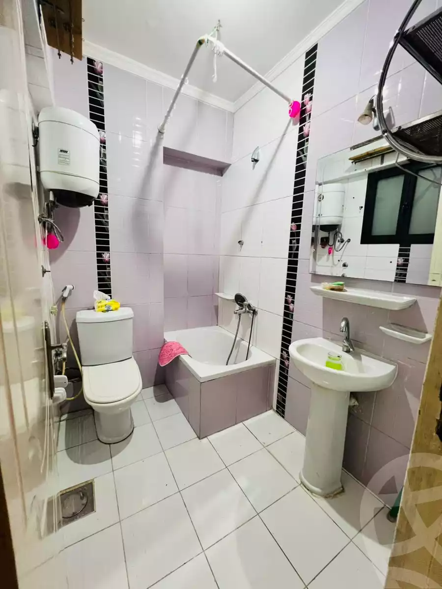 https://aqarmap.com.eg/en/listing/5504569-for-sale-alexandria-lauran-shr-bw-qyr-tryq-lhry