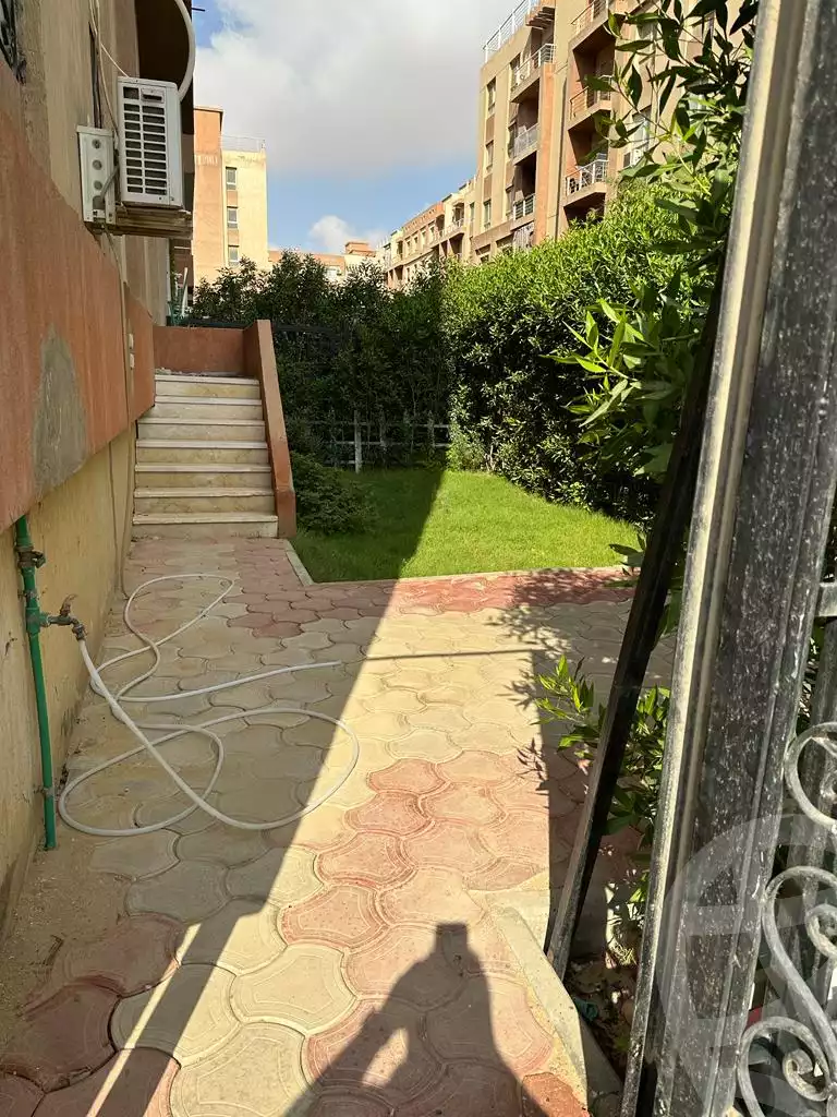https://aqarmap.com.eg/ar/listing/4932045-for-sale-cairo-nasr-city-compounds-degla-towers