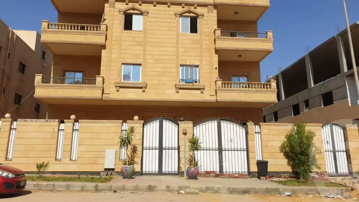https://aqarmap.com.eg/ar/listing/5509125-for-sale-cairo-new-cairo-el-kornfol-el-kornfol-1