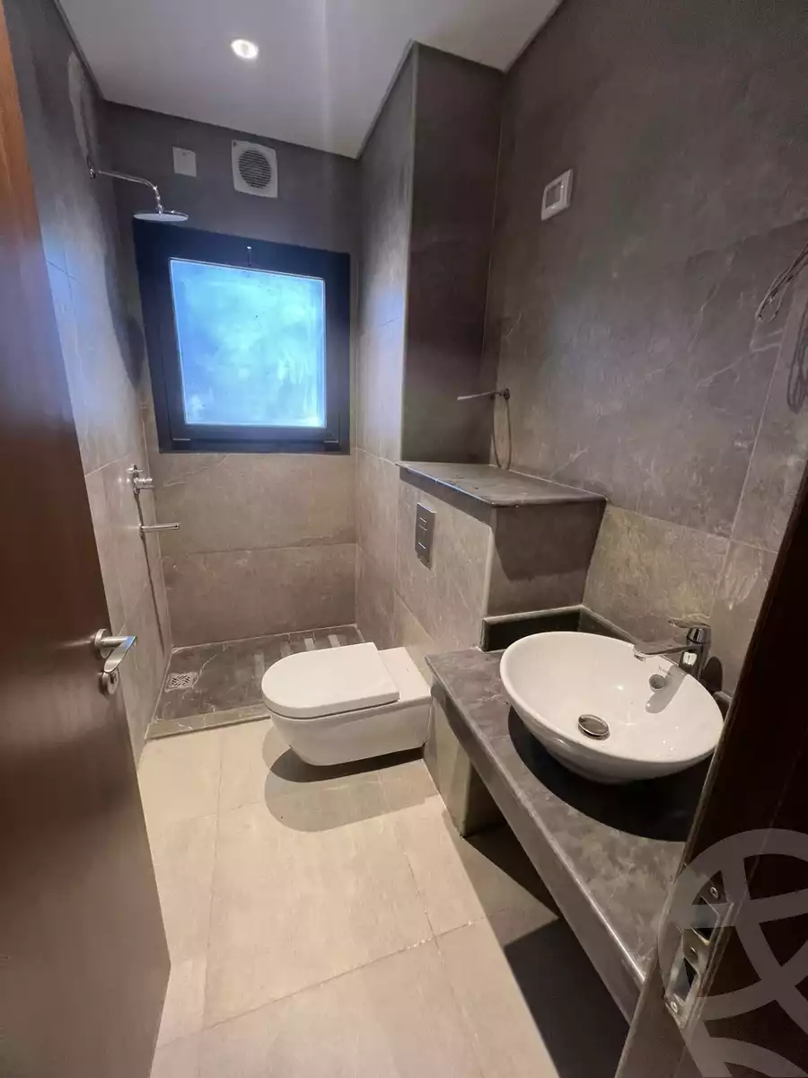 https://aqarmap.com.eg/en/listing/5515914-for-sale-cairo-el-sheikh-zayed-city-compounds-zyd-wr-llttwyr-z-tower