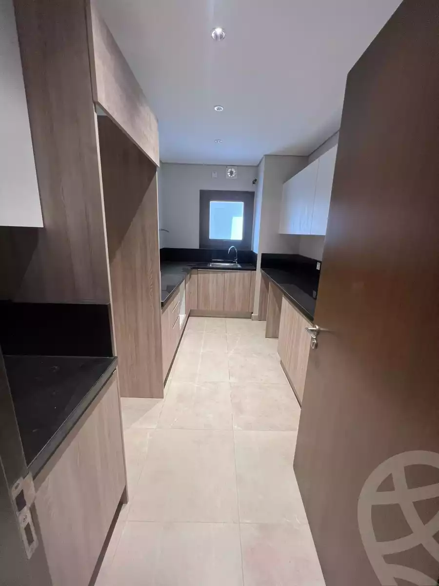 https://aqarmap.com.eg/en/listing/5515914-for-sale-cairo-el-sheikh-zayed-city-compounds-zyd-wr-llttwyr-z-tower