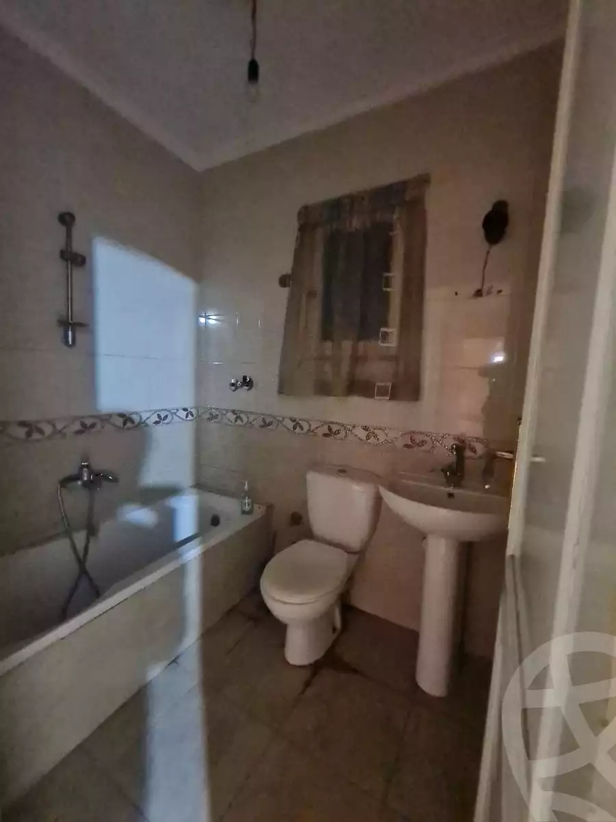 https://aqarmap.com.eg/en/listing/5515988-for-sale-alexandria-sidi-gaber-shr-sydy-jbr