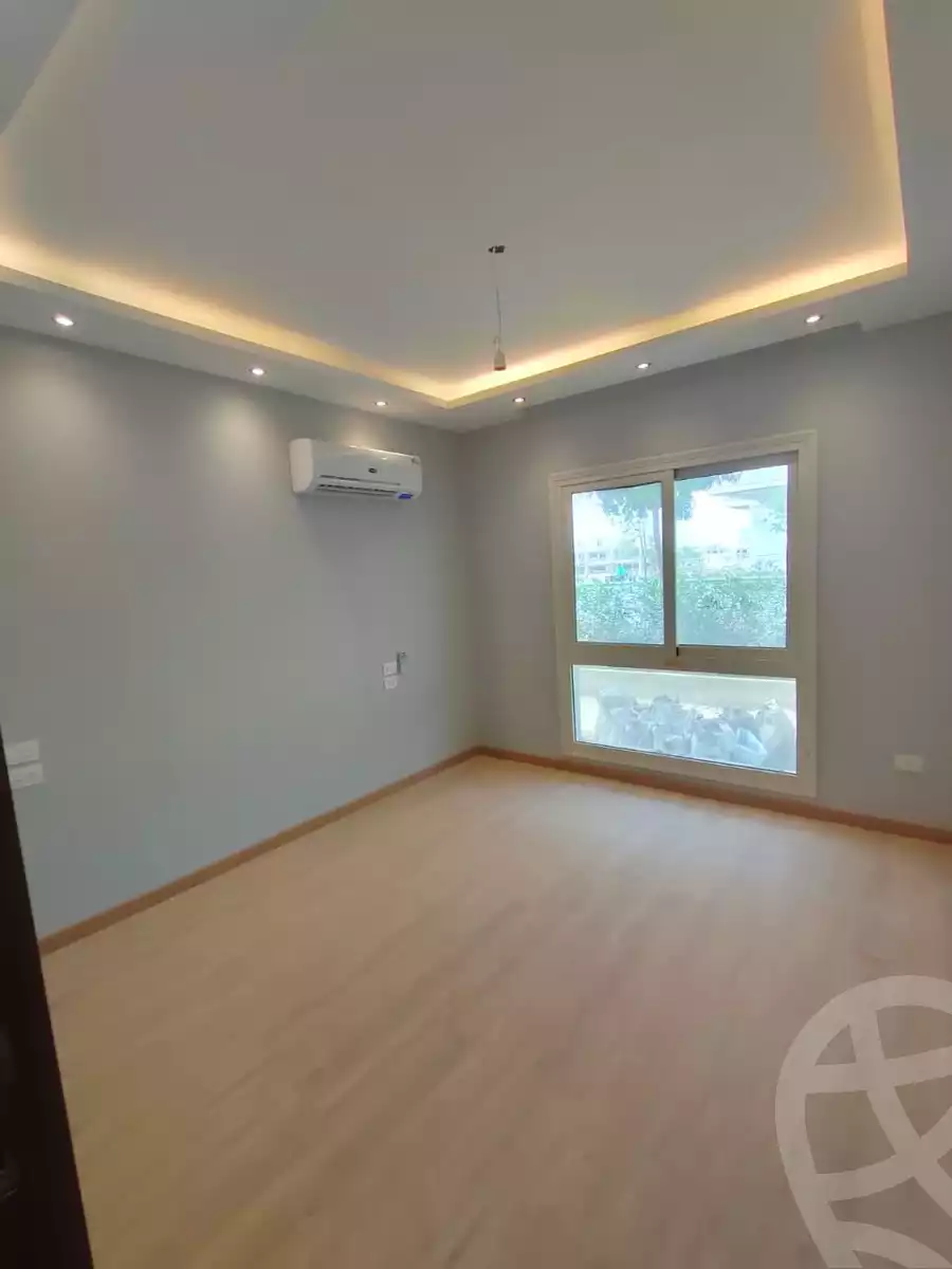 https://aqarmap.com.eg/ar/listing/5516602-for-sale-cairo-new-cairo-compounds-mwntn-fyw-y-syty-club-park-mountain-view-icity