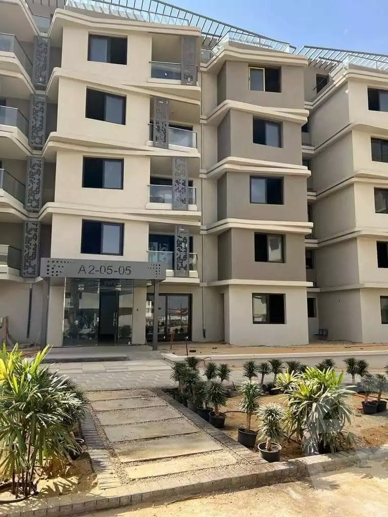 https://aqarmap.com.eg/en/listing/5520425-for-sale-cairo-6th-of-october-hadaeq-october-kmbwnd-fy-hdyq-ktwbr-badya-compound-palm-hills