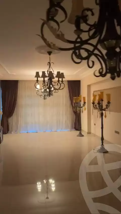 https://aqarmap.com.eg/en/listing/5520732-for-sale-cairo-el-maadi-compounds-grand-gate