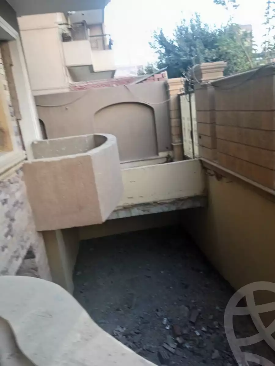 https://aqarmap.com.eg/en/listing/5527829-for-sale-cairo-new-cairo-el-banafsg-el-banafsag-omarat-qt-342