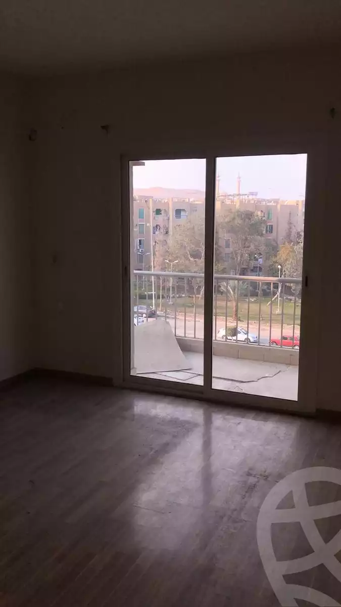 https://aqarmap.com.eg/en/listing/5528642-for-sale-cairo-el-sheikh-zayed-city-compounds-dh-drys