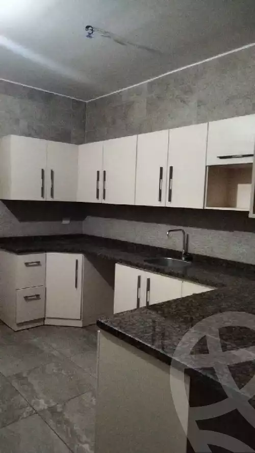 https://aqarmap.com.eg/ar/listing/5529123-for-rent-cairo-new-cairo-compounds-fifth-square