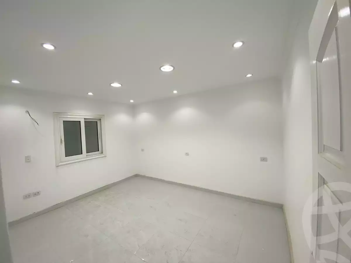 https://aqarmap.com.eg/en/listing/5533347-for-sale-cairo-new-cairo-compounds-el-ashrafia