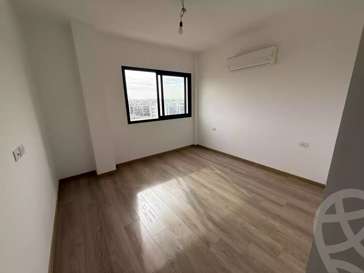 https://aqarmap.com.eg/ar/listing/5534516-for-sale-cairo-new-cairo-compounds-mwn-ryzydns-lmrsm-llttwyr