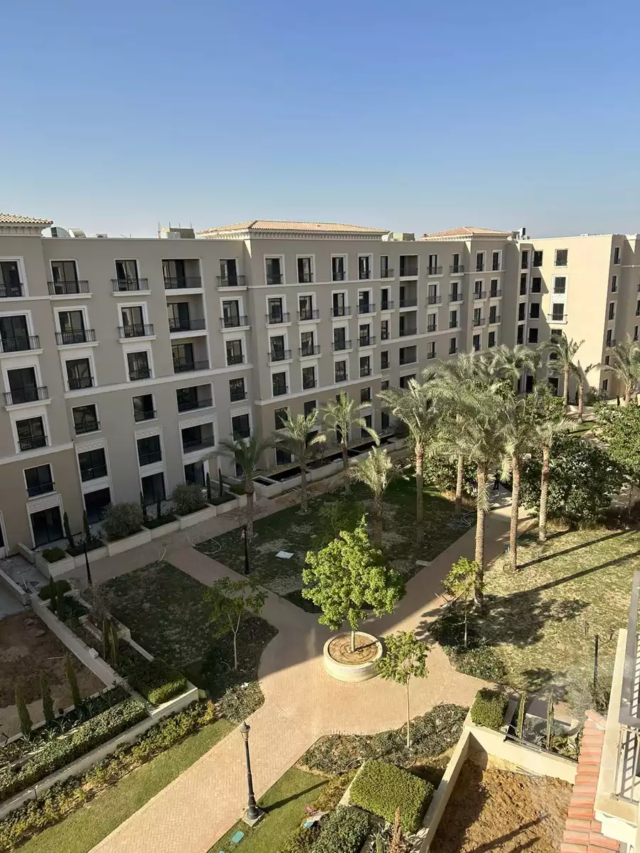 https://aqarmap.com.eg/ar/listing/5539312-for-sale-cairo-el-sheikh-zayed-city-compounds-kmbwnd-fyldj-wyst-dr-llttwyr