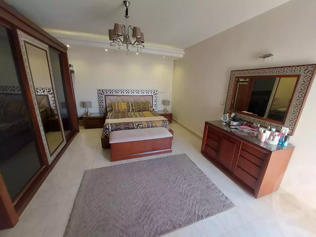 https://aqarmap.com.eg/en/listing/5540180-for-sale-cairo-new-cairo-lrhb-city-phase-8