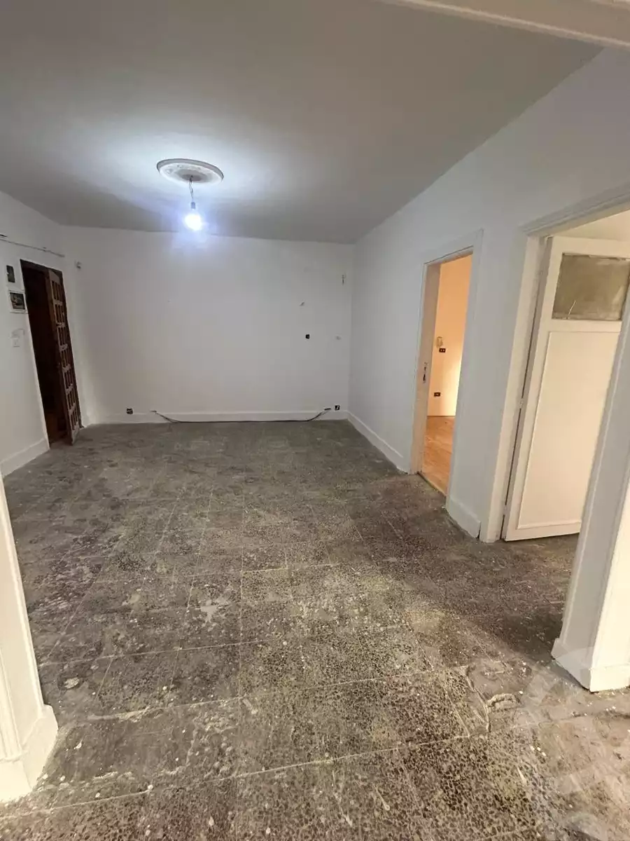https://aqarmap.com.eg/ar/listing/5540552-for-sale-cairo-ain-shams-ahmed-esmat-st