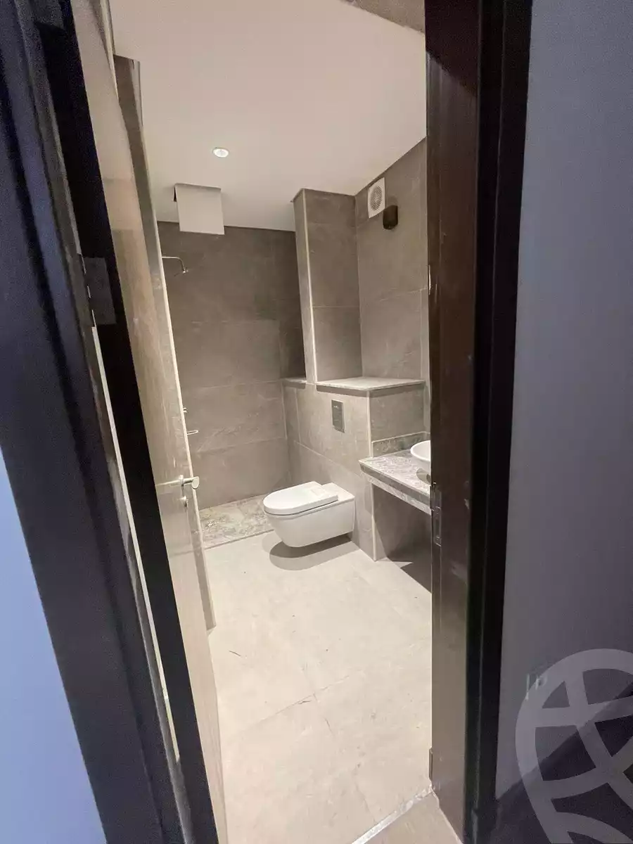 https://aqarmap.com.eg/ar/listing/5540677-for-sale-cairo-el-sheikh-zayed-city-compounds-zyd-wr-llttwyr-z-tower