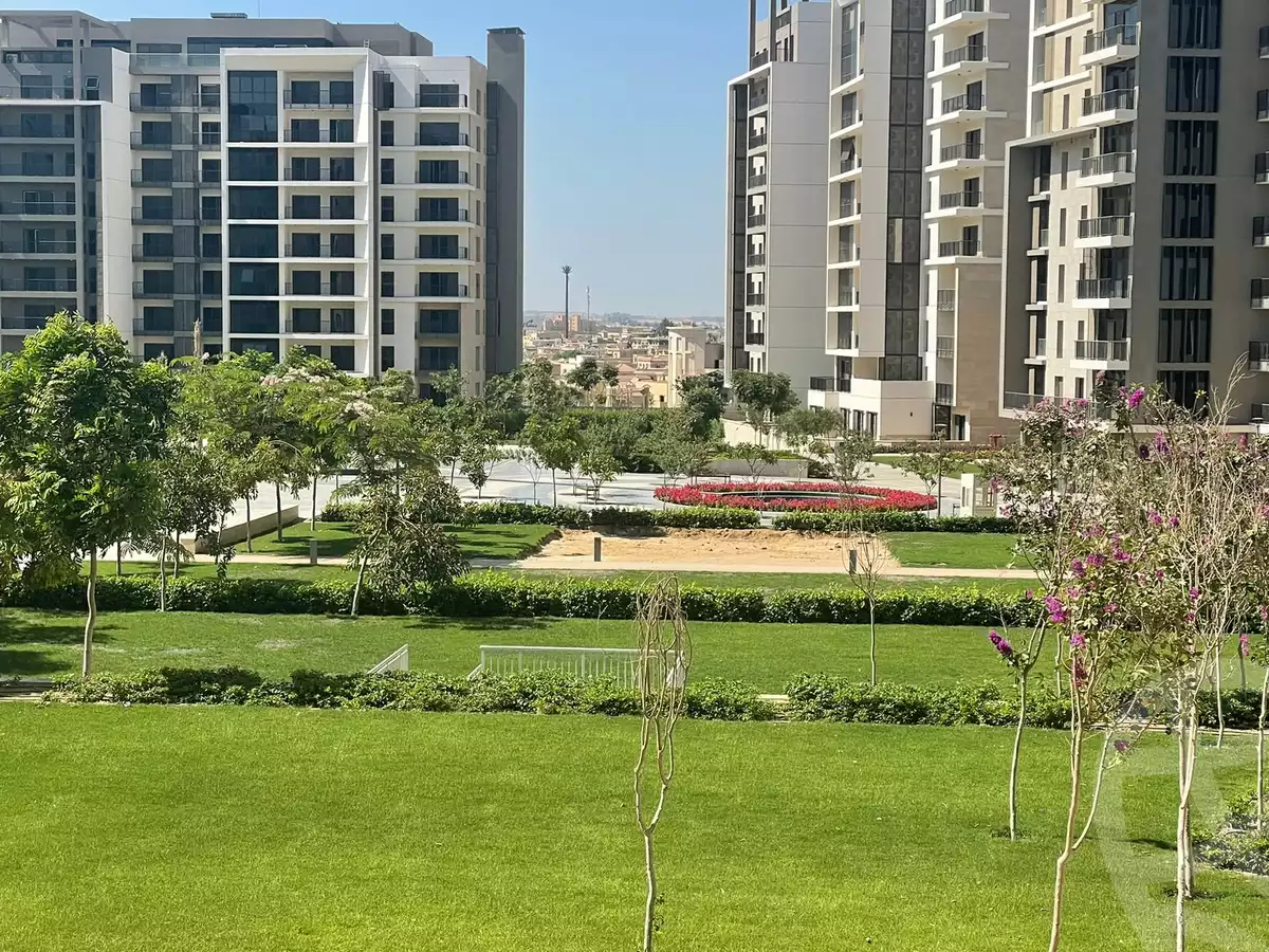 https://aqarmap.com.eg/ar/listing/5540677-for-sale-cairo-el-sheikh-zayed-city-compounds-zyd-wr-llttwyr-z-tower