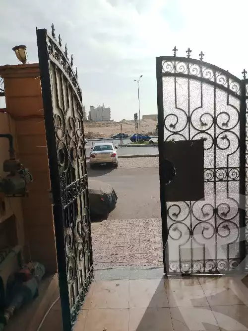 https://aqarmap.com.eg/en/listing/5542401-for-sale-cairo-new-cairo-el-narges-el-narges-8-omar-makram-street