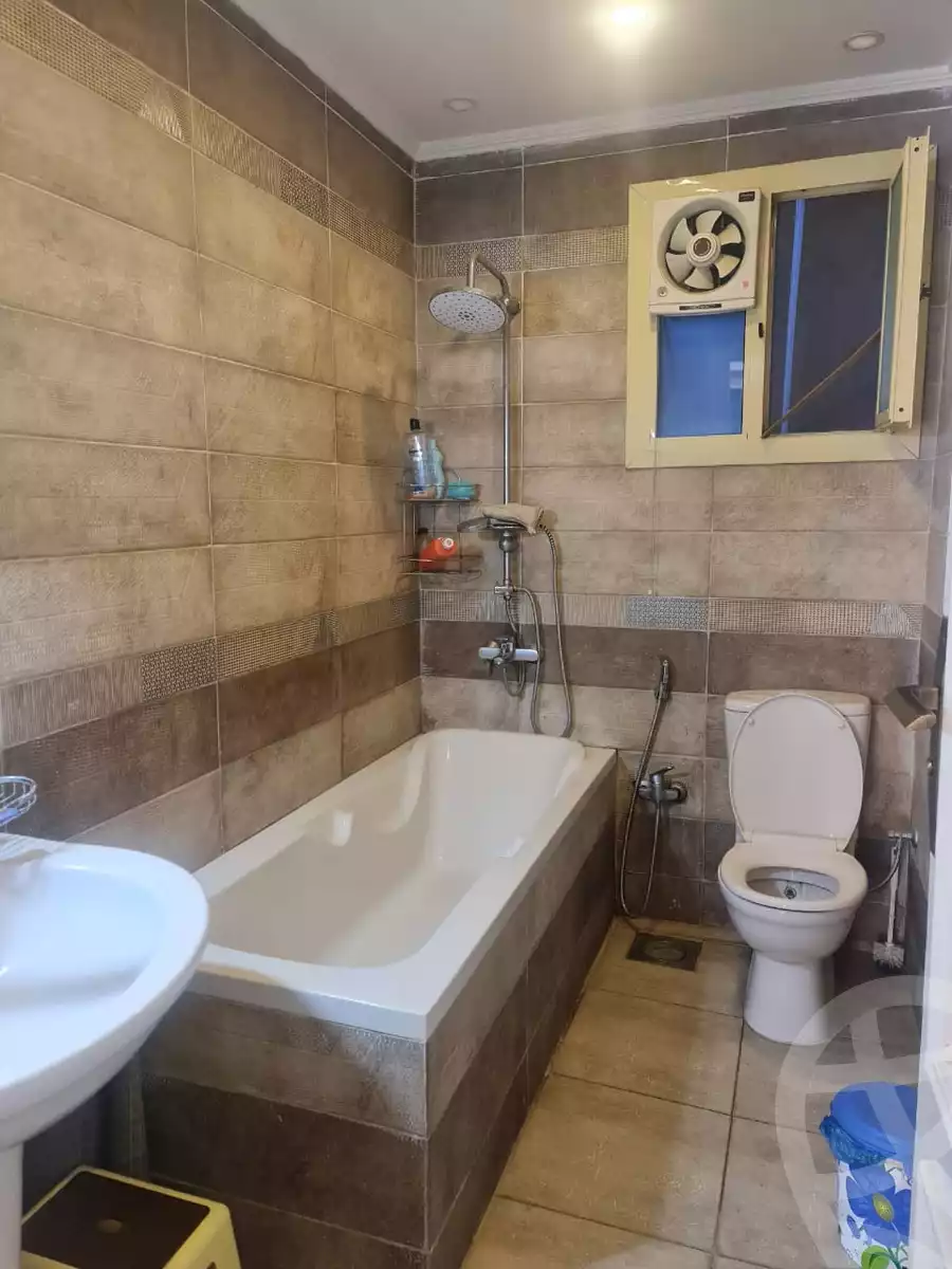 https://aqarmap.com.eg/en/listing/5192285-for-sale-alexandria-sporting-abou-quer-st