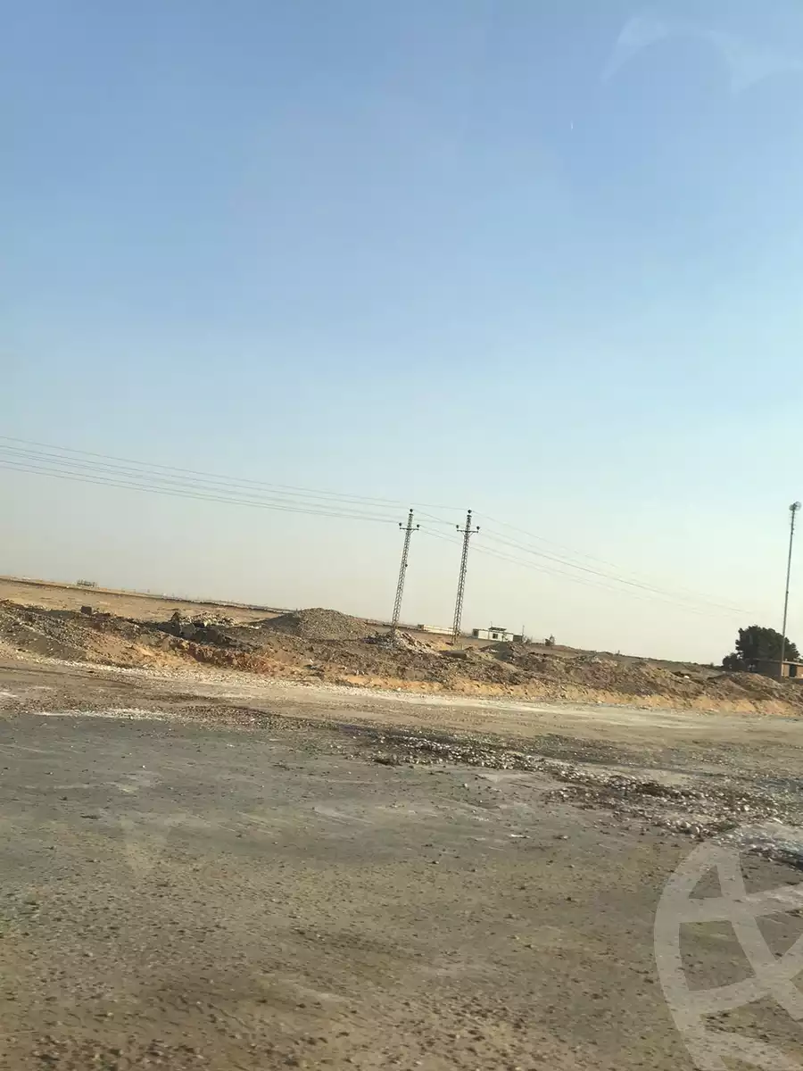 https://aqarmap.com.eg/ar/listing/5544500-for-sale-cairo-6th-of-october-compounds-kmbwnd-b-twn-ryl-styt-llttwyr